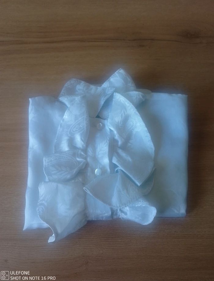 Chemise chemisier manche longues de baptême 4 ans