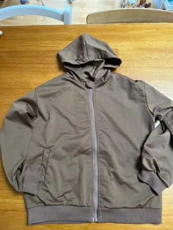 Gilet à capuche 12 ans