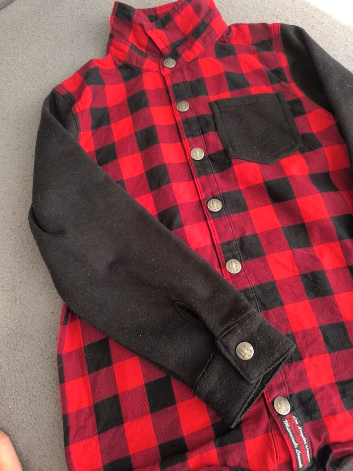 Chemise rouge - photo numéro 2