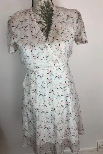 Robe Karl Marc John