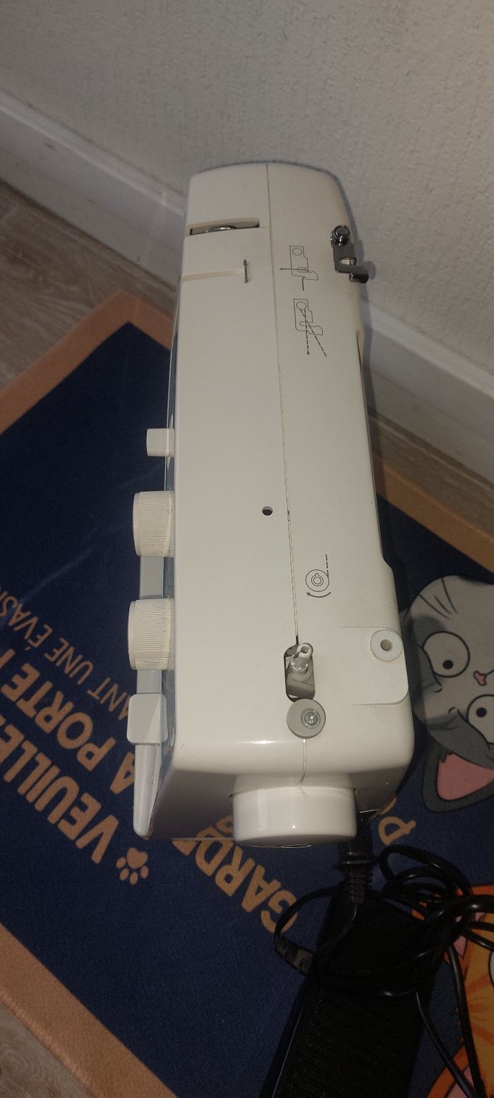 Machine à coudre brother - photo numéro 3