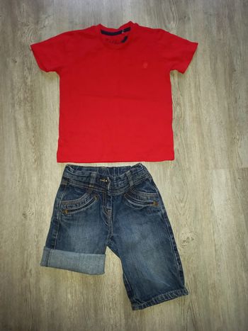 bermuda short jeans vertbaudet et tee shirt rouge taille 3 ans
