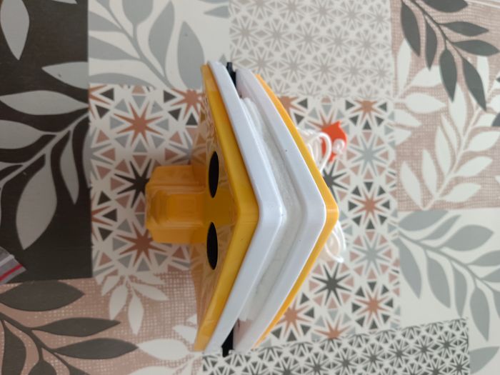 Brosse de nettoyage pour vitres magnétique + un kit de rechange - photo numéro 5