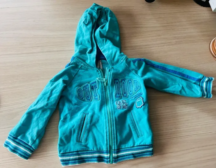 Sweat à capuche garçon