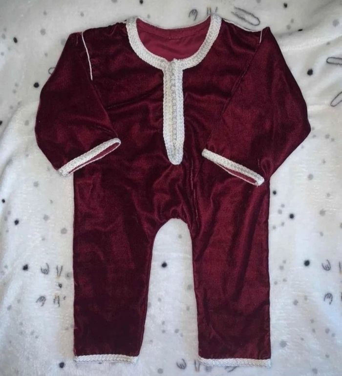 Jabador aubergine et blanc