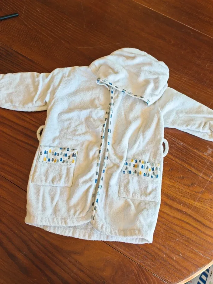 Lot n°10: vêtement bébé 12mois - photo numéro 2