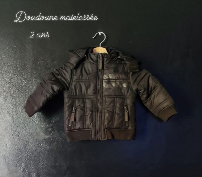 Doudoune à capuche garçon 2 ans