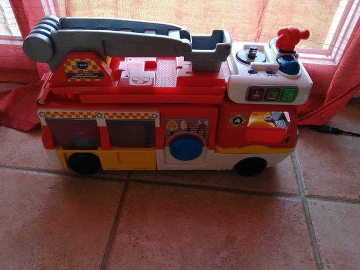 Camion pompiers VTech. - photo numéro 10