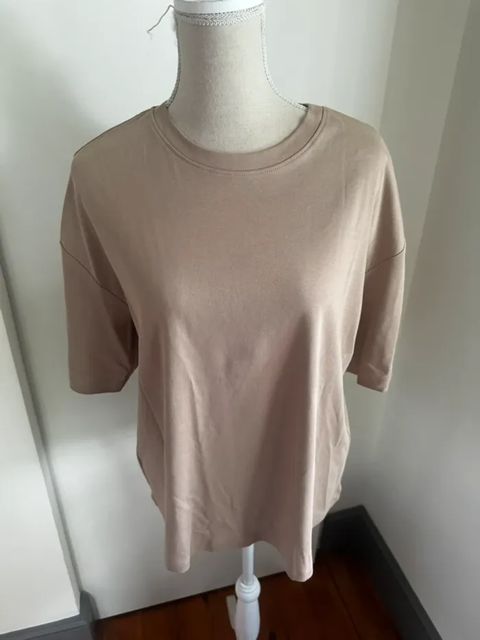 T-shirt Mango neuf avec étiquette - Taille M 🌸 - photo numéro 3