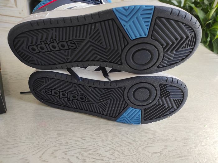 Baskets neuves 38 adidas - photo numéro 3