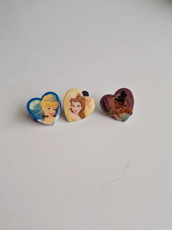 Collection  pin's  disney princesse
