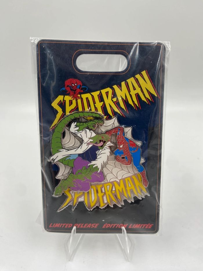 Lot de 3 Pin's Marvel - Spider-Man vs. ses Ennemis - Édition Limitée - Disney store - photo numéro 3