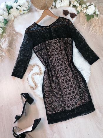 Robe de soirée taille S Mango