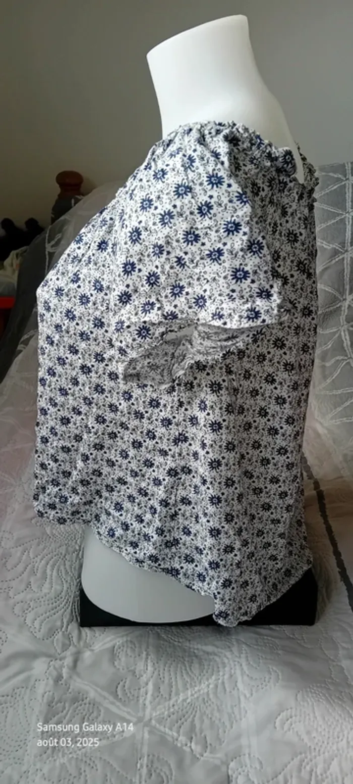 Blouse courte large col Bardot elastique potif fleurs bleu femme 38 clockhouse - photo numéro 9