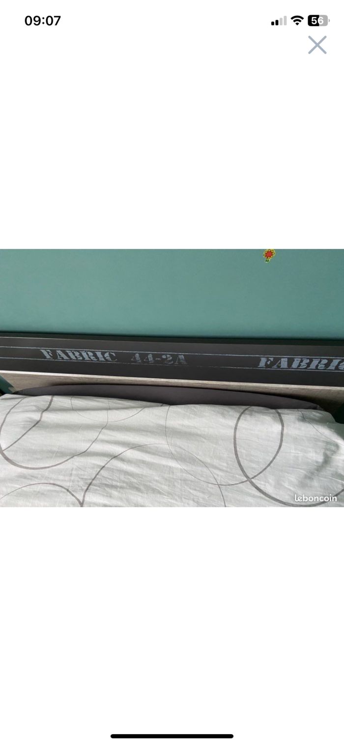 Lit + sommier + matelas enfant avec  chevet - photo numéro 2
