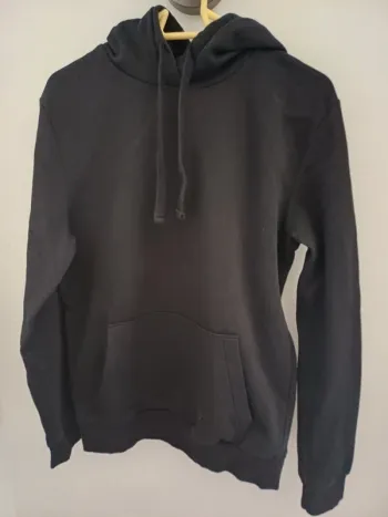 Sweat-shirt à capuche noir