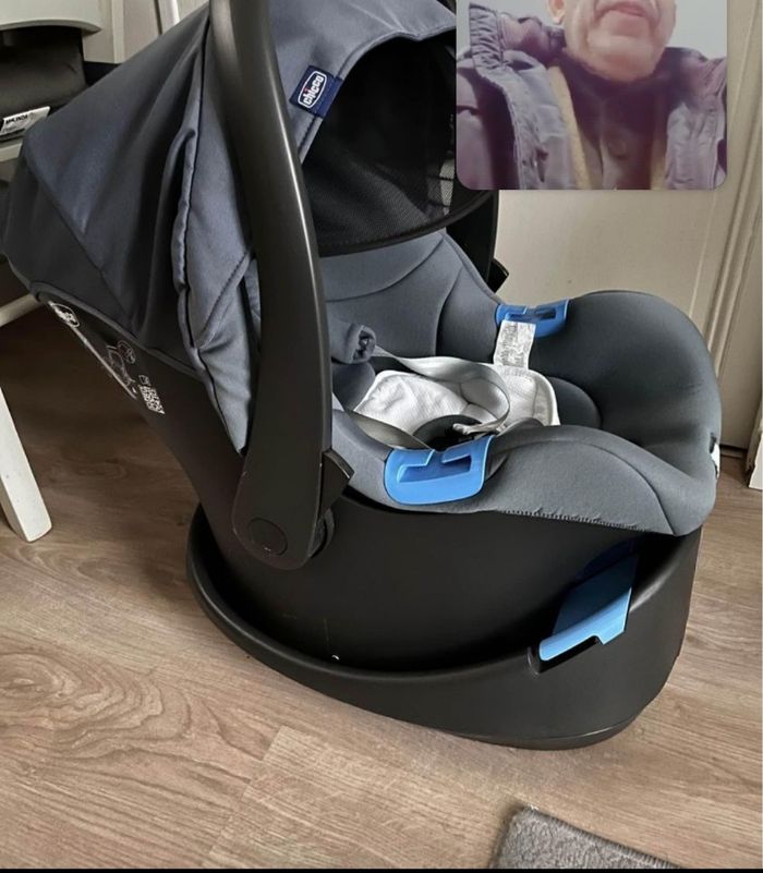 Poussette chicco trio love motion - photo numéro 9