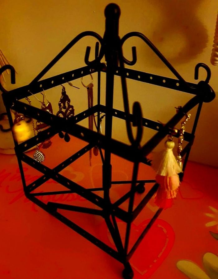 Manège à Bijoux chambre ado - photo numéro 3