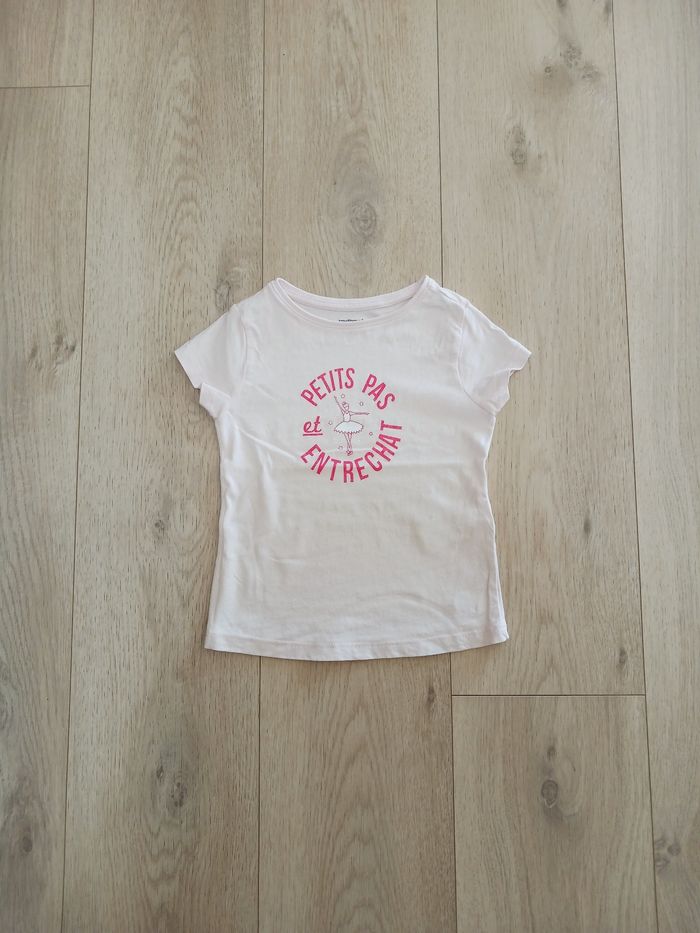 T-shirt Vertbaudet 4 ans parfait état