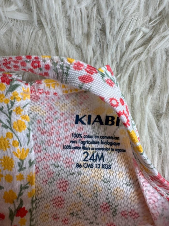 Robe fleurie Kiabi taille 24 mois - photo numéro 2