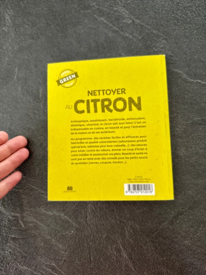 Lot 2 livres- jardiner sans efforts + nettoyer au citron - très bon état - photo numéro 11