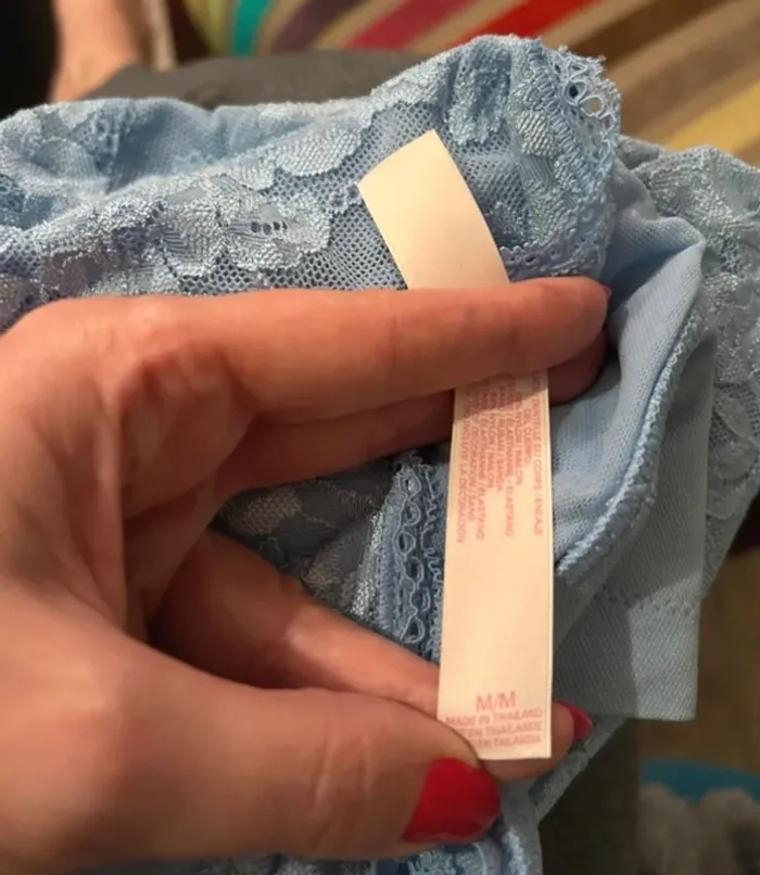 Victoria ´s secret  brassière bleu en dentelle  taille M - photo numéro 2