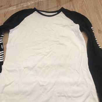 Tee shirt