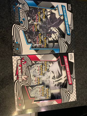 Pokémon EV10.5 Foudre Noire & Flamme Blanche – Coffret Collection Classeur