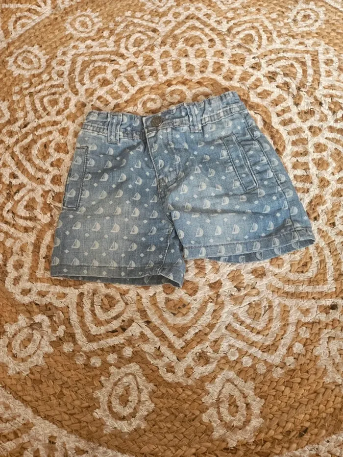 Short en jeans
