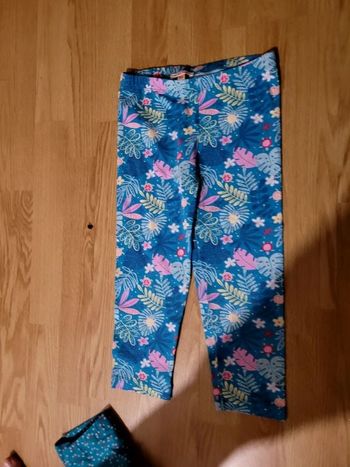 Lot leggings pantacoirt 7 et 8 ans