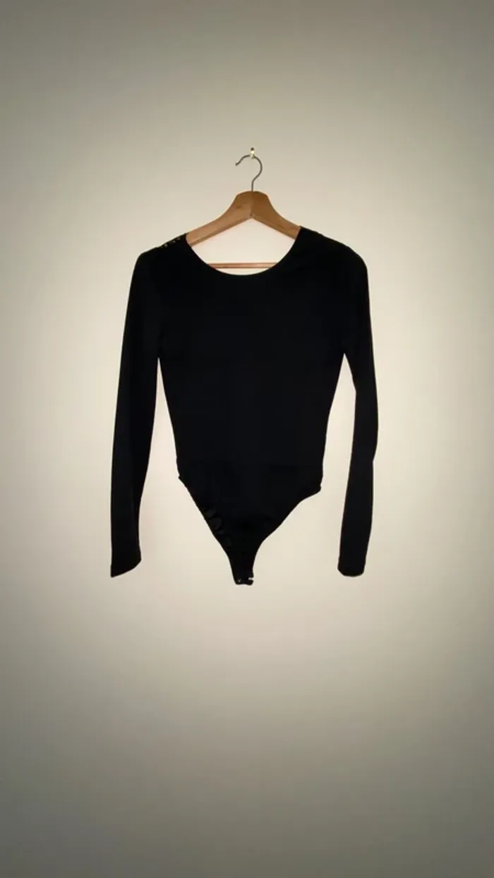 Body dentelle