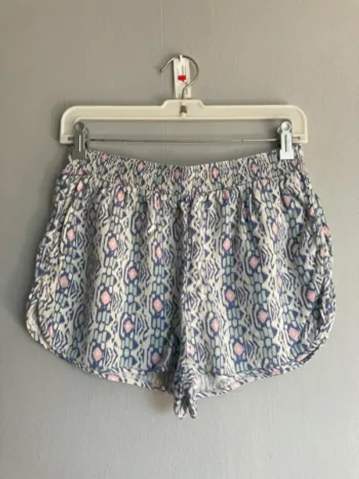 Short fluide Hollister taille S – très bon état