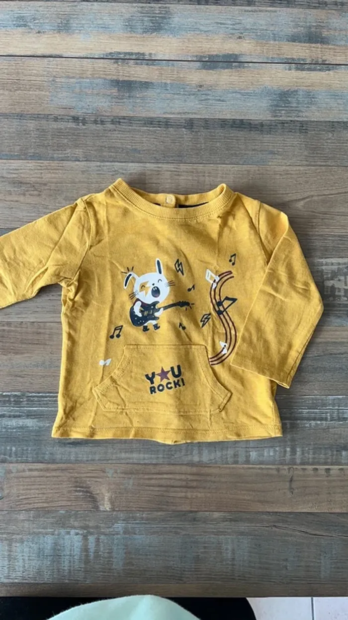 Teeshirt