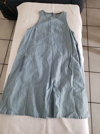 Robe courte sans manches bleu clair