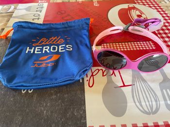 Mes premières lunettes de soleil