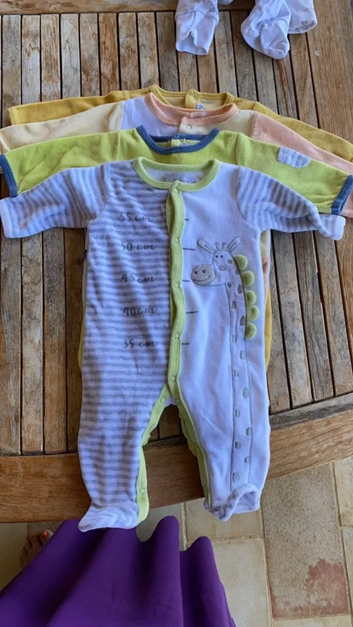 Lot de 4 pyjamas en velours - 3 mois