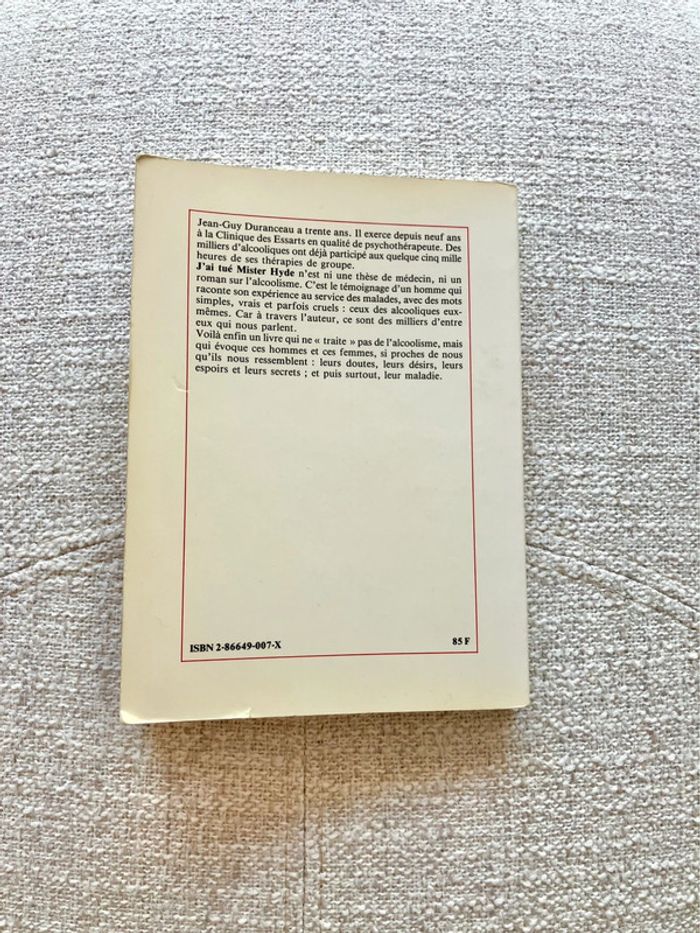 Livre J'ai tué Mister Hyde : l'ivresse du moi de Jean-Guy Duranceau - Editions Connivences - photo numéro 2