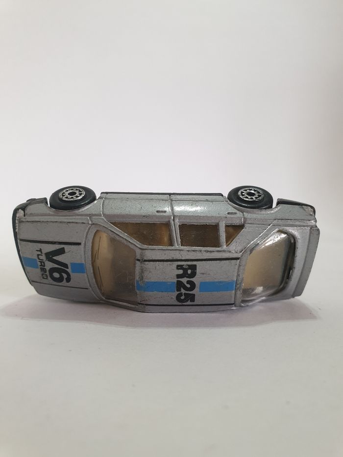 Mc Toy Renault 25 V6 Turbo 1/64 Made in Macau - photo numéro 9