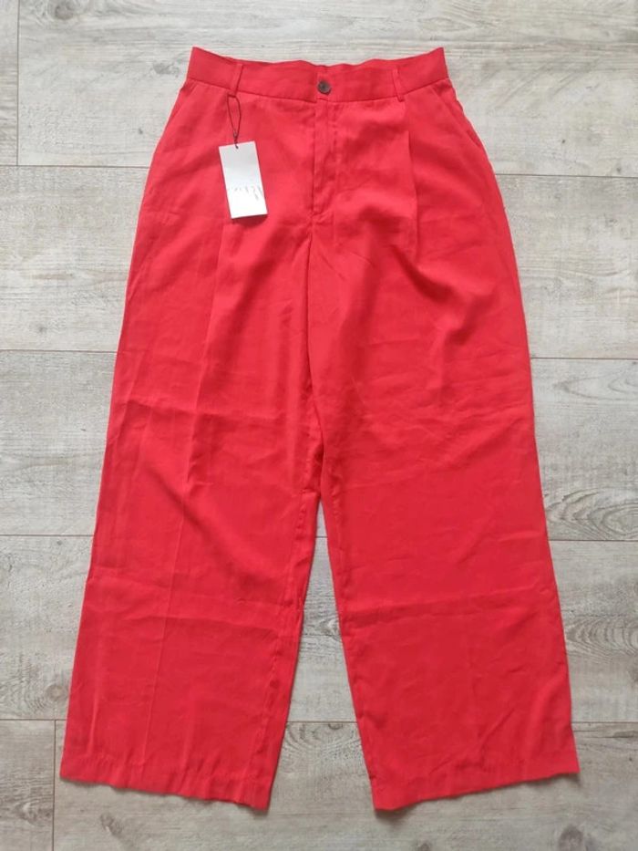 Pantalon large rouge avec poches taille L Zara neuf
