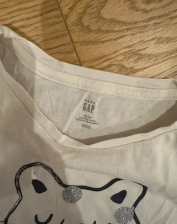 Lot de 2 t-shirts GAP 18/24 mois - photo numéro 5
