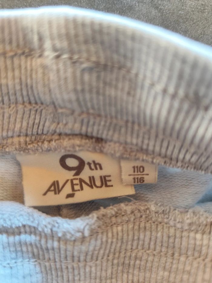 Lot 2 shorts 6 ans - photo numéro 4