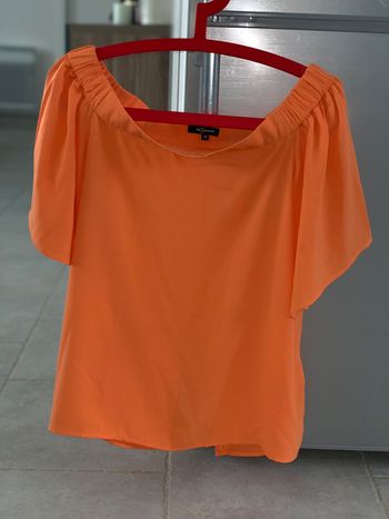 Tee shirt épaule dénudé 38