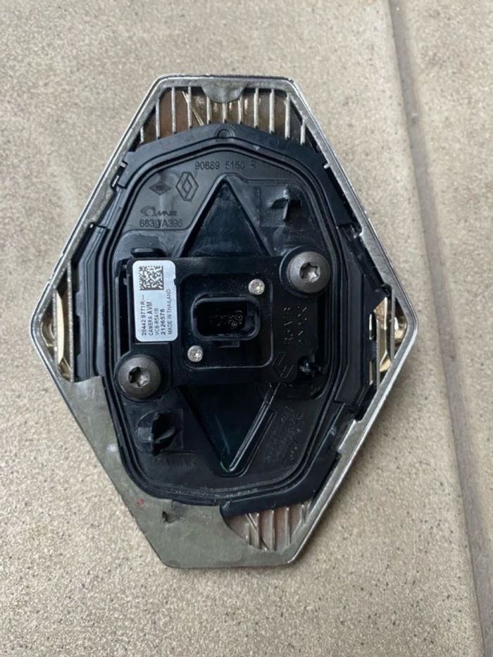 Camera de recul renault clio 4 - photo numéro 2
