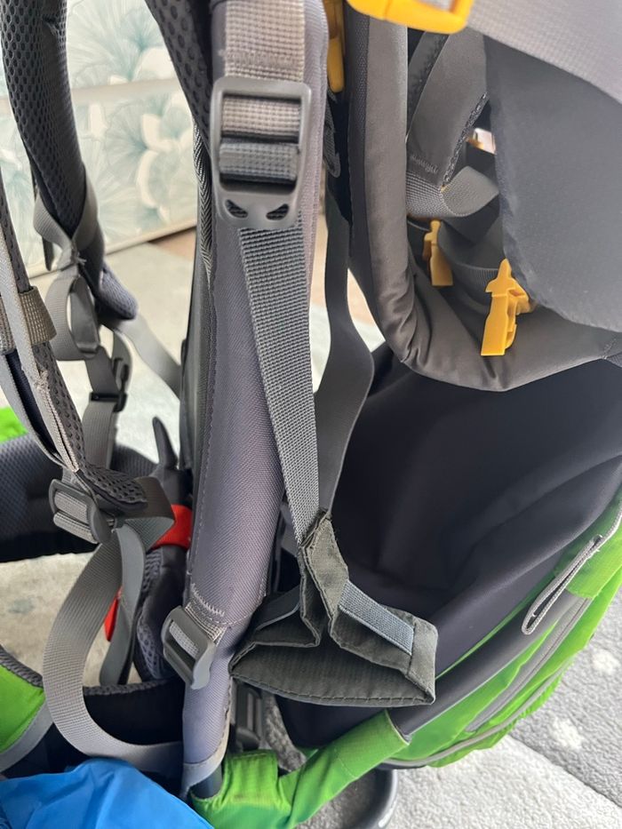 Porte bébé. Deuter - photo numéro 5
