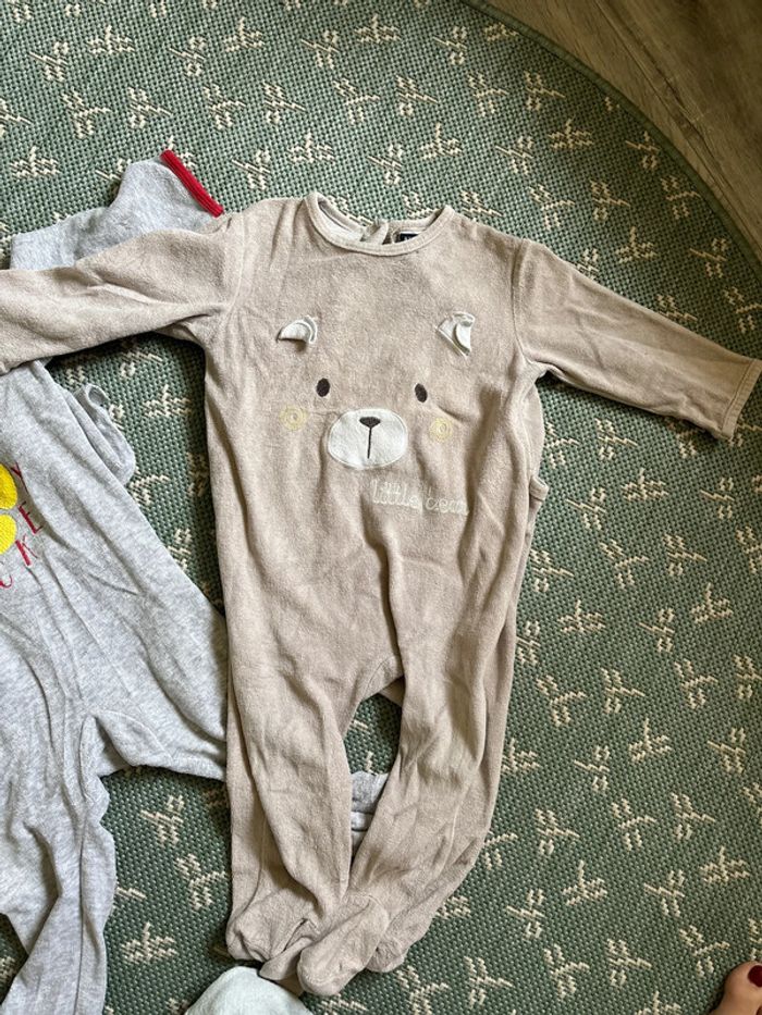 Lot de 3 pyjamas 18 mois - photo numéro 4