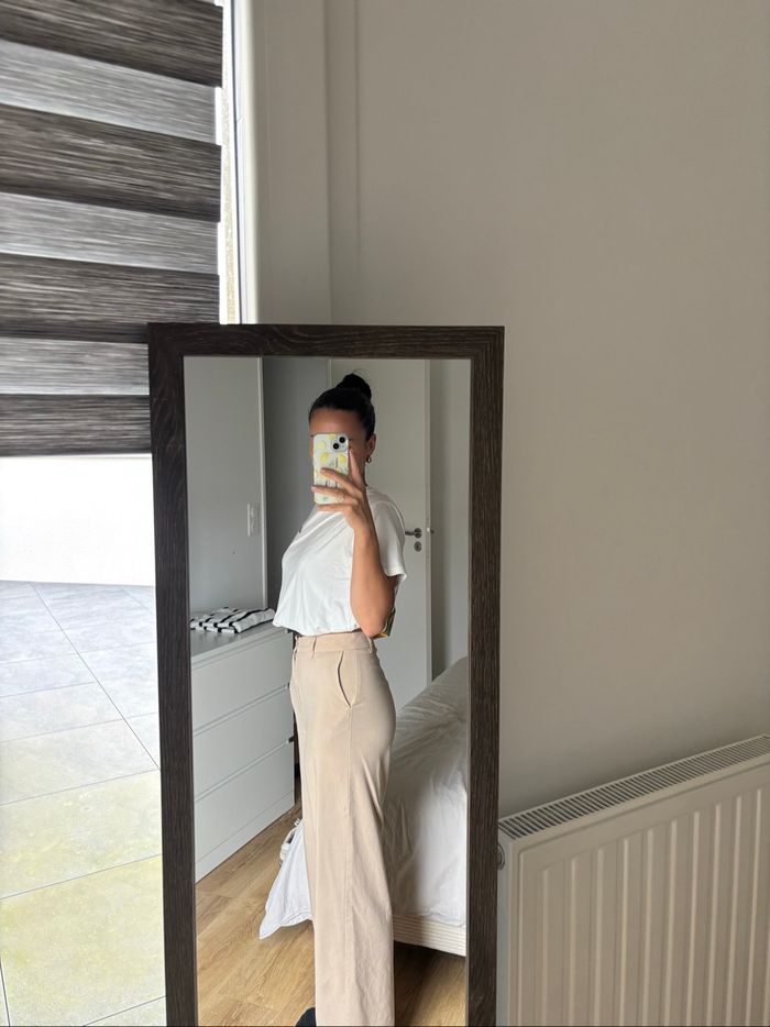 Pantalon beige Kiabi - photo numéro 2