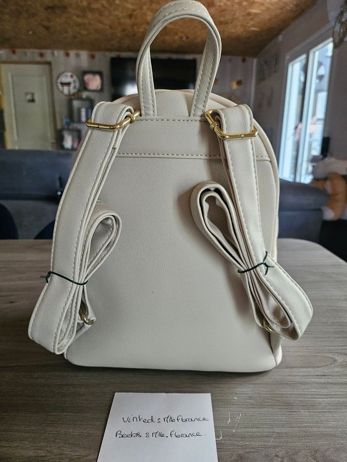 Loungefly Pocahontas - photo numéro 3