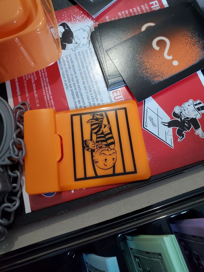 Jeu de société Monopoly Édition tricheurs - photo numéro 9