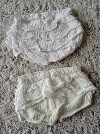 Lot 2 culottes ( cache couche )