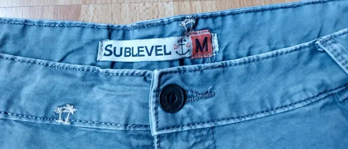 Short gris broderie palmiers - photo numéro 2